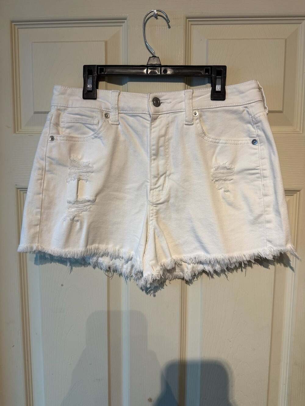 American Eagle Super Stretch Cut Off Denim Shorts Size 4 White Distressed